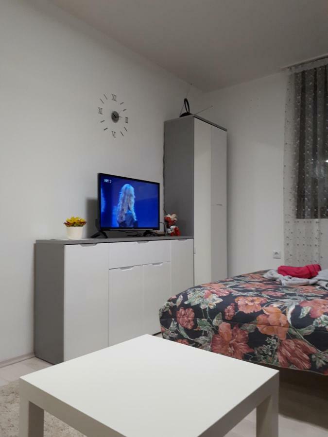 Studio Apartman Marija Zagreb Extérieur photo
